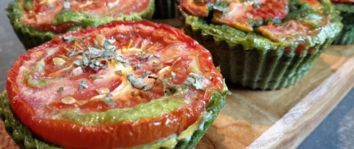 Spinazie muffins met tomaat